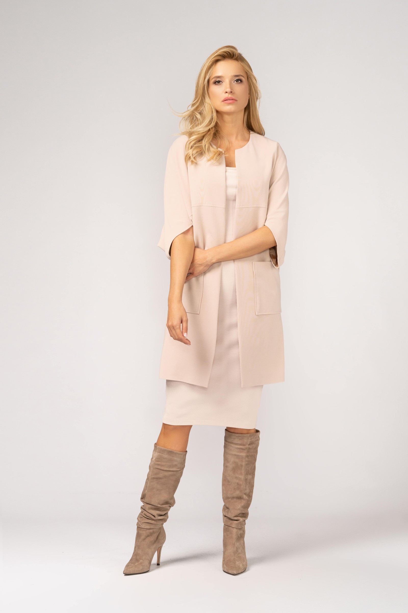 Luźny płaszcz typu kimono m517 bez zapięcia