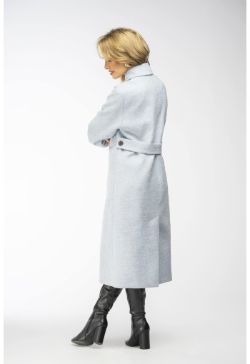 Prosty, długi płaszcz firmy Szulist m556 z naszywanymi kieszeniami, zapinany pod szyję