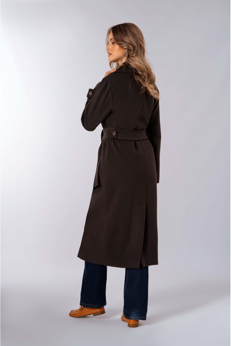 Długi, ciepły płaszcz, wiązany paskiem w talii z dużymi klapami 557 brązowy