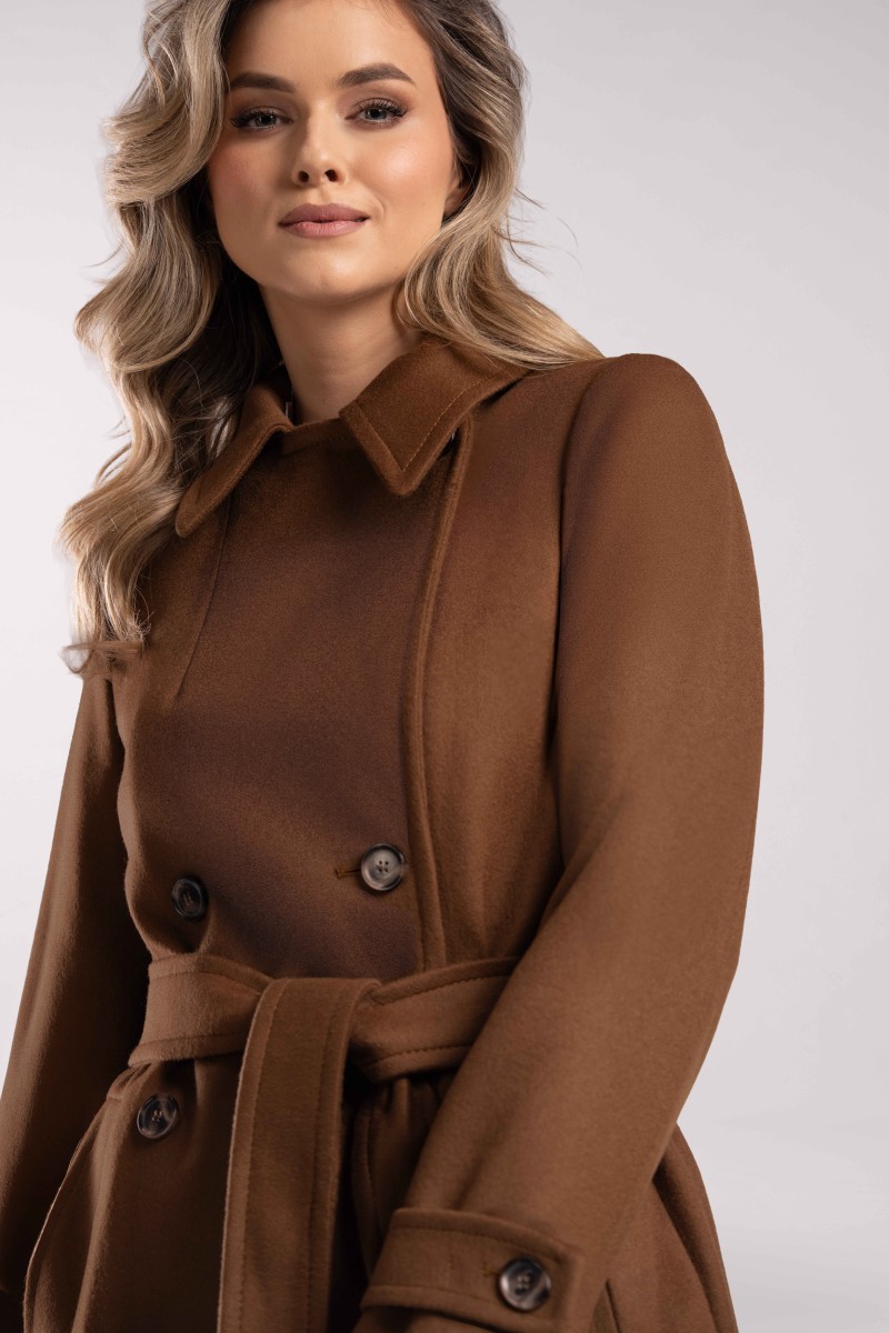 Długi płaszcz wełniany 100% z paskiem ciemny camel M583 | Szulist