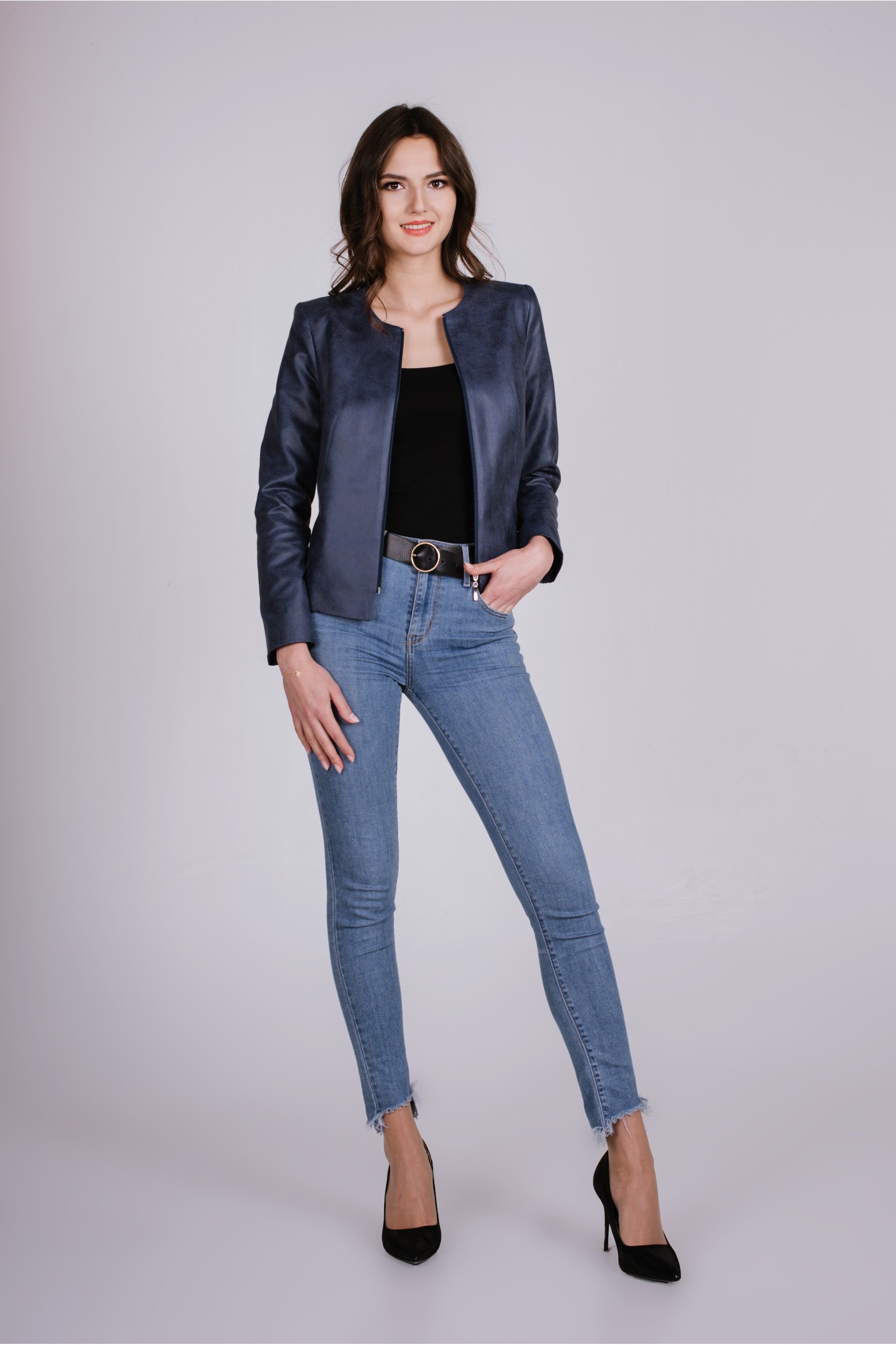 Żakiet z eko skóry na suwak