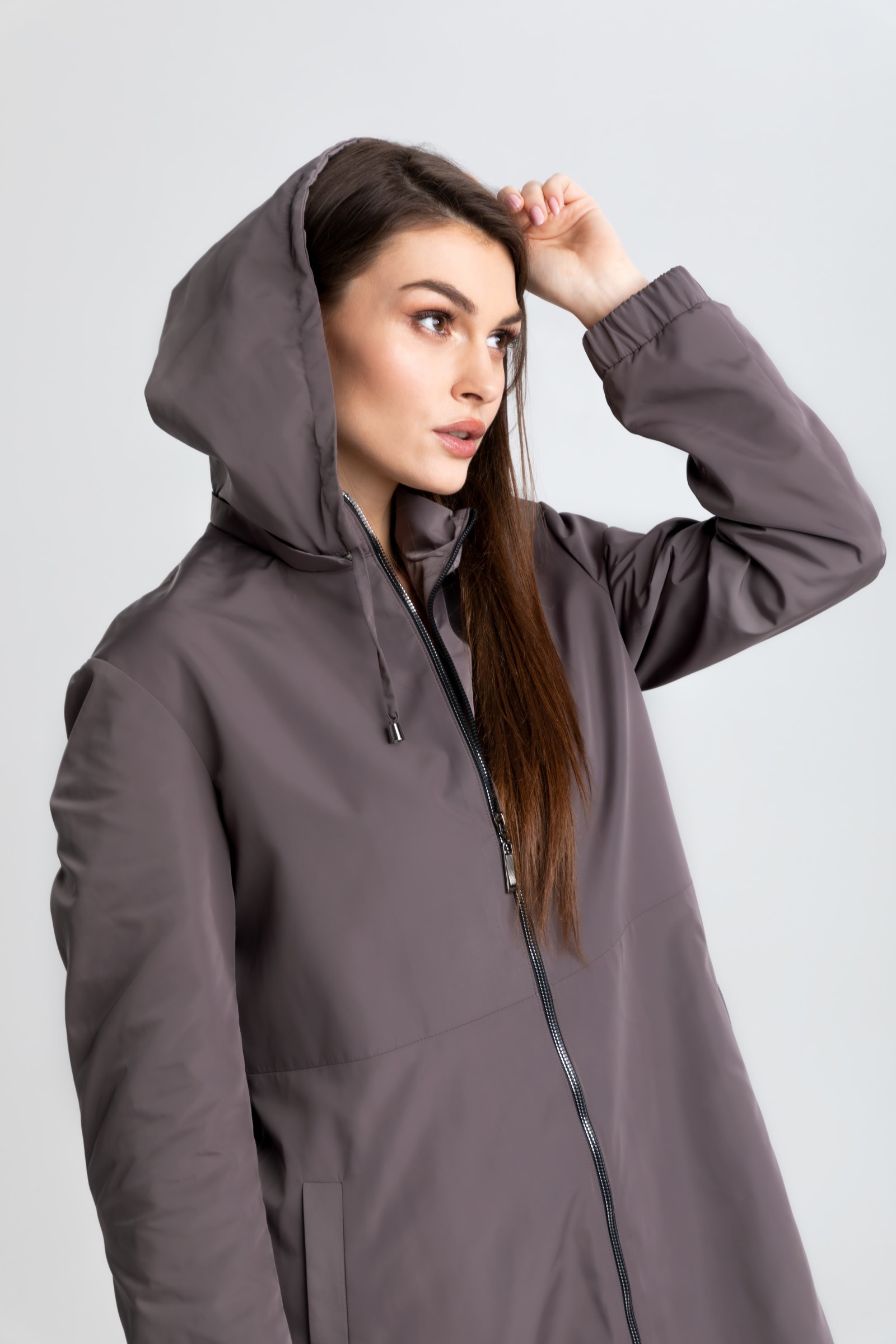 Szulist płaszcz typu parka na suwak z kapturem