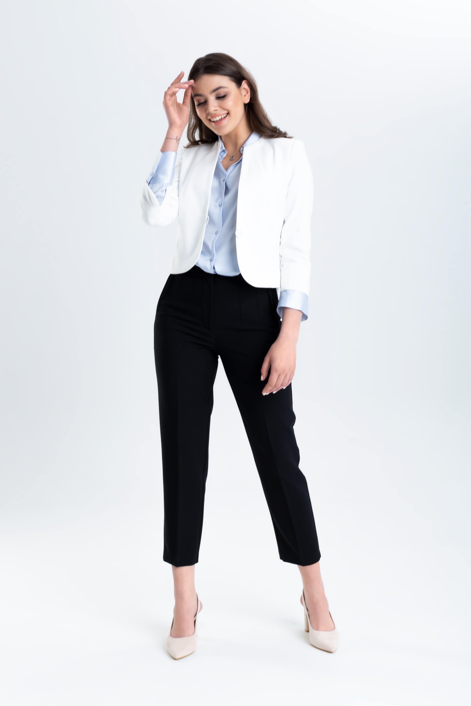 Elegancki żakiet typu chanelka na 1 guzik