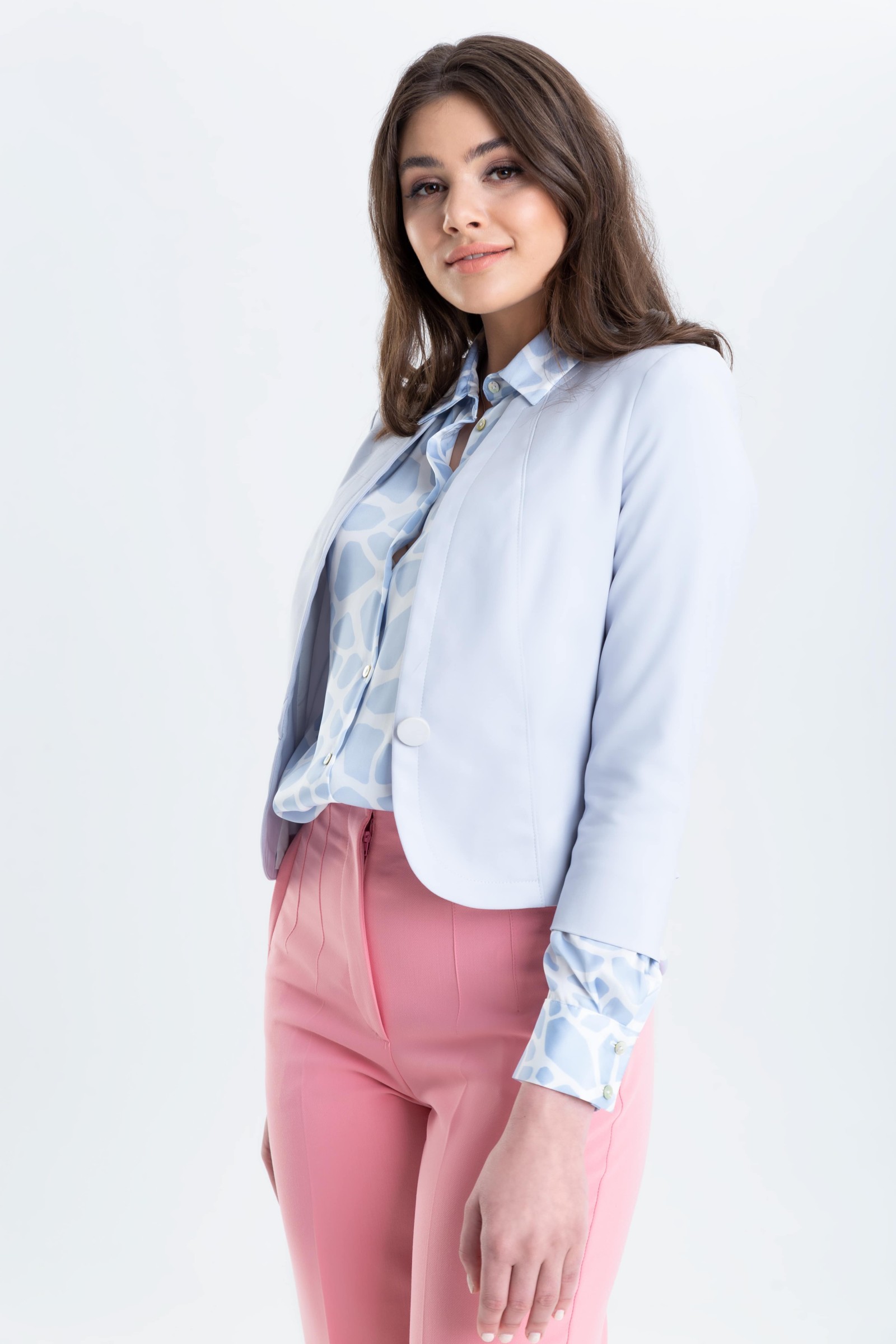 Klasyczny, elegancki żakiet typu chanel m646 Szulist