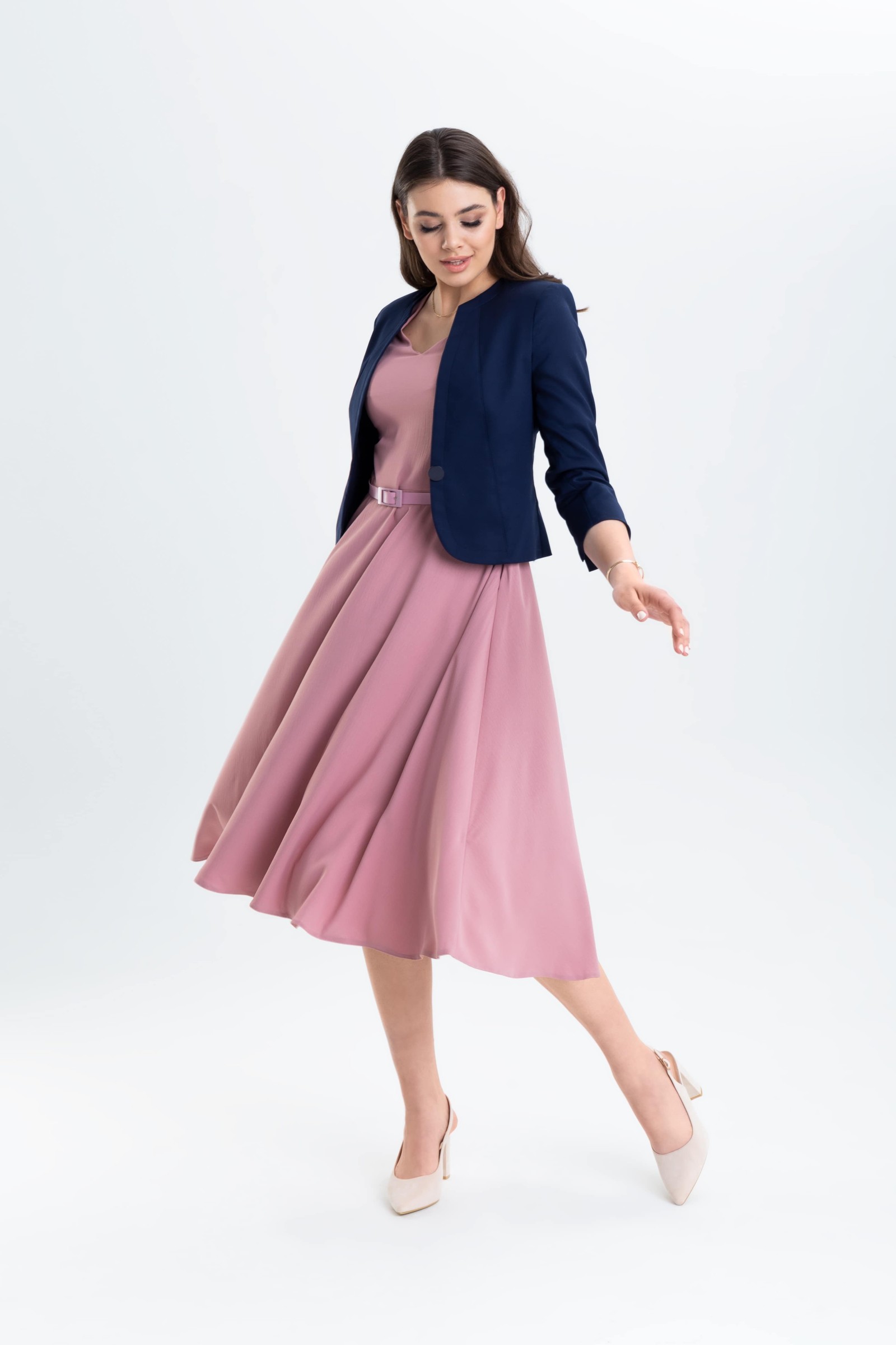 Klasyczny, elegancki żakiet typu chanel m646 Szulist